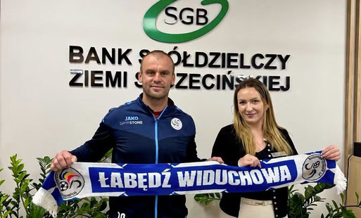 Zdjęcie do Bank Sp&oacute;łdzielczy Ziemi Szczecińskiej partnerem KS Łabędź Widuchowa